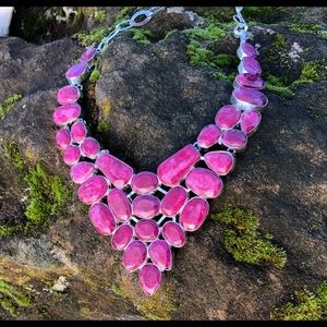 Robin's Nest Jewels Pink Necklace
